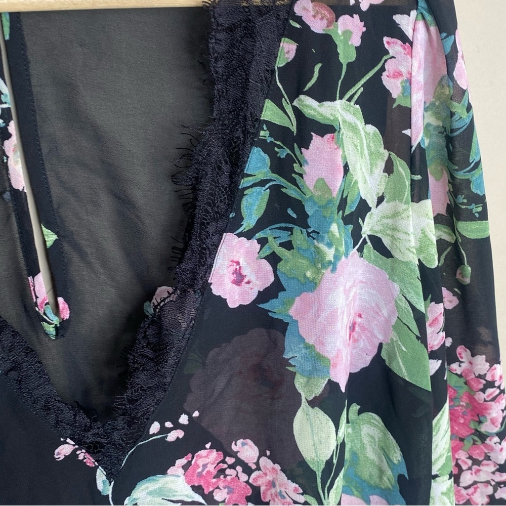Socialite Women’s Sheer Floral Balloon Sleeve Bodysuit Size Medium - Picture 16 of 16